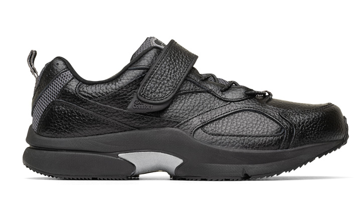 Outside winner black view